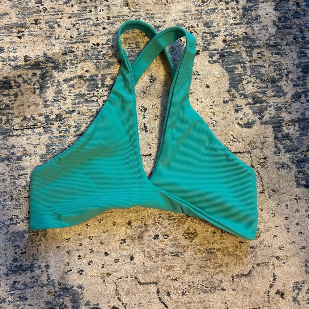 green sports bra, criss cross design, brand new